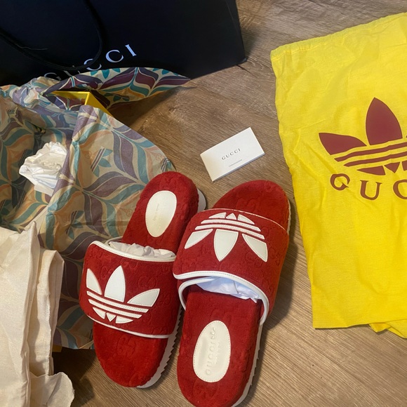 NWT Authentic Gucci x Adidas red monogram logo men’s slide sandals - Picture 7 of 9